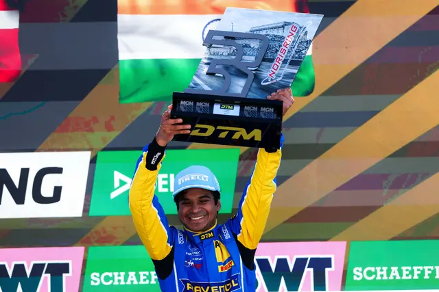 Arjun Maini freute sich über den dritten Platz. | Foto: ADAC Motorsport