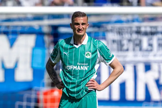 Philipp Ziereis verabschiedet sich aus Fürth. (Archivbild) | Foto: David Inderlied/dpa