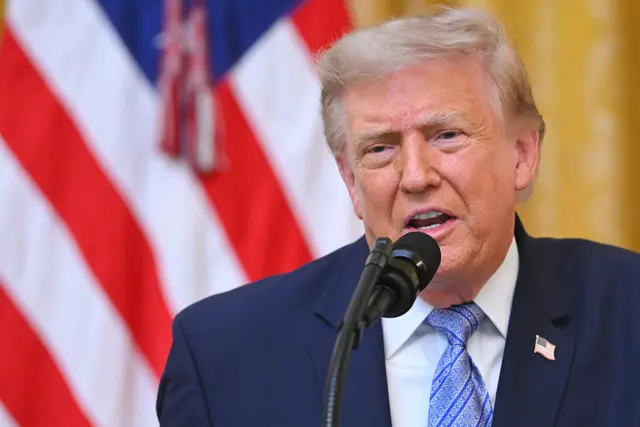 Trump schürt Misstrauen an fairen und freien Wahlen in den USA. | Foto: Saul Loeb/Pool AFP/AP/dpa