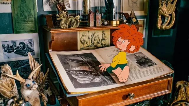 Am 17. Juli 2026 erschien mit NEUE GESCHICHTEN VOM PUMUCKL die Fortsetzung und zweite Staffel der Kultserie auf DVD &amp; Blu-ray. Beide Fassungen umfassen 13 neue, freche Folgen, in denen Pumuckl die Welt wieder auf den Kopf stellt. | Foto: Constantin LEONINE
