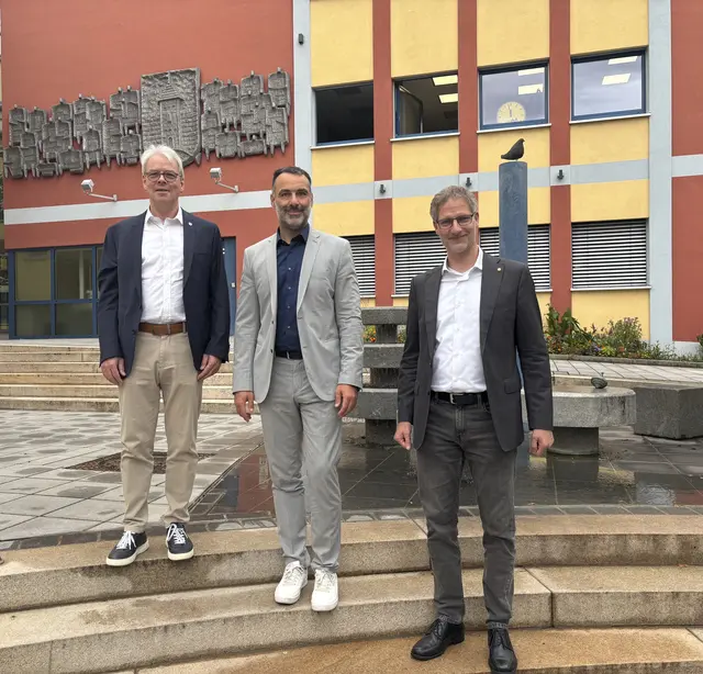 Antrittsbesuch mit Vizepräsident Prof. Dr. Peter Schuderer, Erstem Bürgermeister Marcus Spath und dem Präsidenten des Lions Clubs Jan Jelinek (v.l.n.r.). | Foto: Stadt Zirndorf