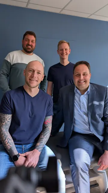 Zur Praxiseinweihung zu Besuch bei Rednitz-Physio. (hinten links: Mark Bartholl (Stadtmarketing), Tobias Pytlik (Rednitz-Physio, vorne links: Sebastian Meier (Renitz-Physio), Andreas Buckreus (Erster Bürgermeister) | Foto: Stadt Roth