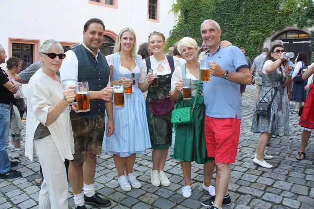 Auch in diesem Jahr ist der Auftakt wieder im Schlosshof. | Foto: Victor Schlampp (Archivfoto)