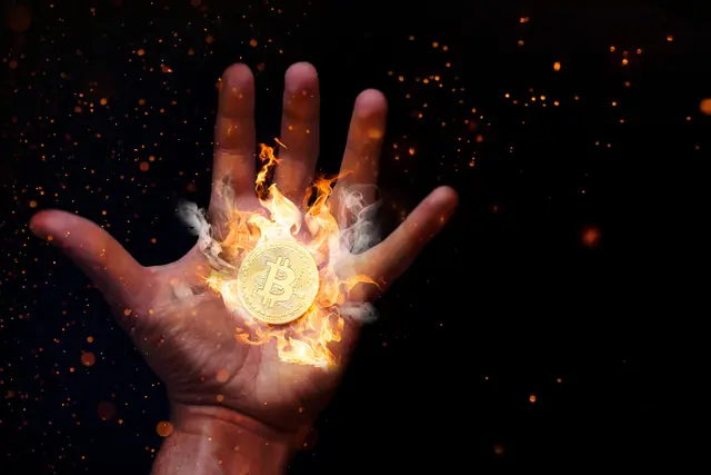 Der Kauf von Kryptowährungen gilt als hoch spekulativ. | Foto:  Alexander Limbach-stock.adobe.com (Symbolgrafik)