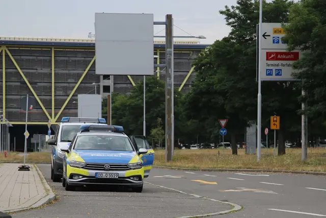 Rund um den Vorfall am Leipziger Flughafen sind noch viele Fragen offen. | Foto: Tobias Junghanns/dpa