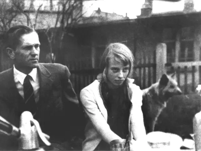 Oskar Brüsewitz war nach Erinnerung von Bekannten ein charismatischer Seelsorger, der Konflikten nicht aus dem Weg ging. | Foto: ---/dpa (Archivbild)