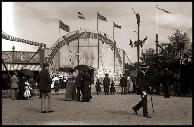 Volksfest Nürnberg nach der Jahrhundertwende aus der fantastischen Bilder-Sammlung der Altstadtfreunde Nürnberg e.V./Sammlung Großberger.  | Foto: Altstadtfreunde Nürnberg e.V./Sammlung Großberg