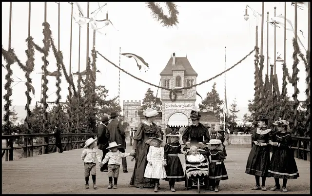 Volksfest Nürnberg nach der Jahrhundertwende aus der fantastischen Bilder-Sammlung der Altstadtfreunde Nürnberg e.V./Sammlung Großberger.  | Foto: Altstadtfreunde Nürnberg e.V./Sammlung Großberg