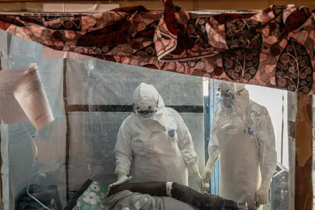 Täglich steigt die Zahl der bestätigten Ebola-Fälle im Kongo.  | Foto: Moses Sawasawa/AP/dpa (Archivbild)