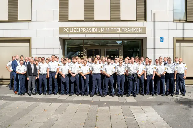 Polizeipräsidium Mittelfranken begrüßt seine neuen Beamtinnen und Beamten.  | Foto: © Polizeipräsidium Mittelfranken