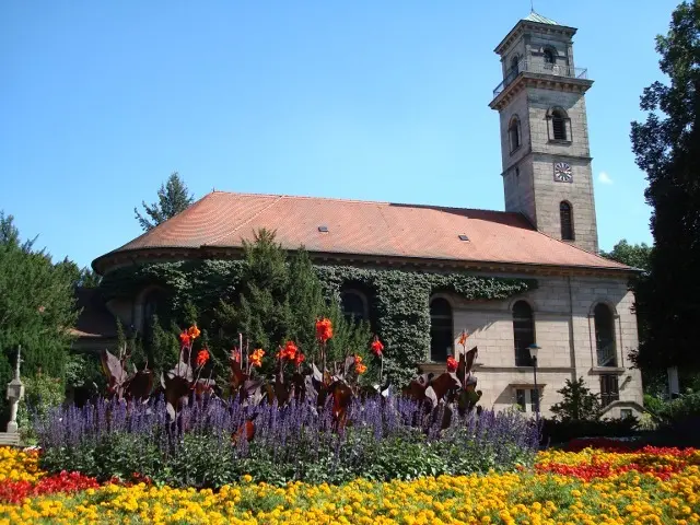 Die Fürther Auferstehungskirche im Stadtpark. | Foto: Cybrarian/Fuerthwiki.de