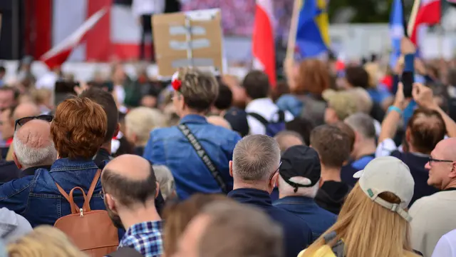Die Demonstration ist am Samstag, 12. September (11 Uhr), am Centaurenbrunnen vor dem Fürther Hauptbahnhof. (Symbolfoto) | Foto: Grand Warszawski/stock.adobe.com
