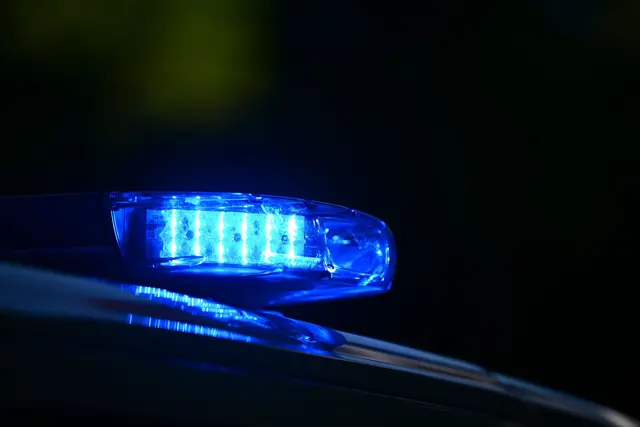 Die Polizei bat Zeuginnen und Zeugen um Hinweise. (Symbolbild) | Foto: Markus Lenhardt/dpa