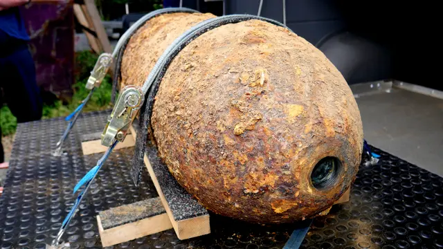 Amerikanische Fliegerbombe aus Zweitem Weltkrieg, WW II, 5 Zentner.  | Foto: © hercher/stock.adobe.com