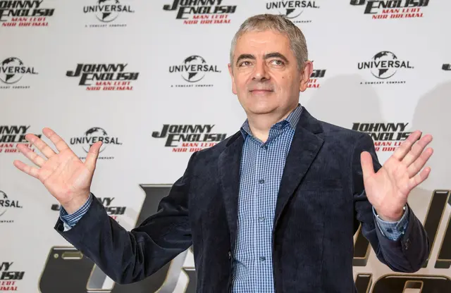 Rowan Atkinson kehrt auf die Theaterbühne zurück.  | Foto: Axel Heimken/dpa