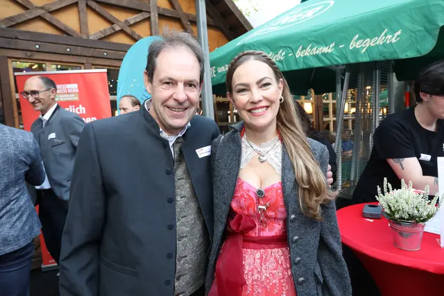 Catering-Unternehmer René Lehrieder mit Claudia Pinkert. | Foto: J. Friedrich