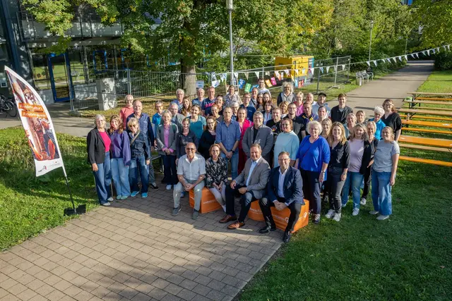 Am Ende des Tages trafen sich die Beteiligten mit Landrat Bernd Obst am Landratsamt Fürth zum Austausch und Grillen. | Foto: Landratsamt Fürth
