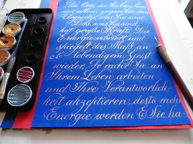 Copperplate, geschrieben mit Perlglanzfarben von Gunter Kaufmann, 2016