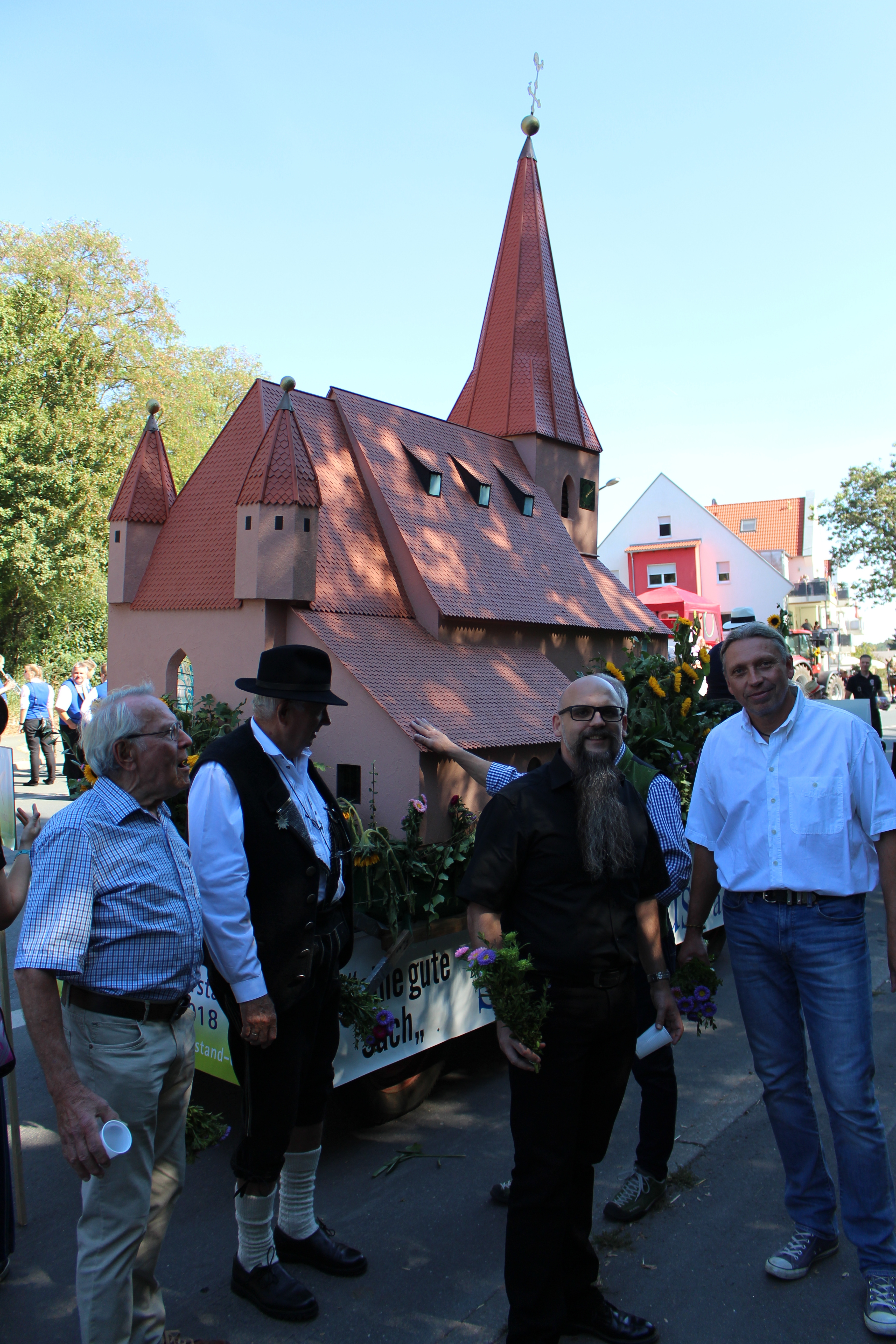 Vacher Matthäus Kirchweih - Kärwa: http://www.kirchevach.de