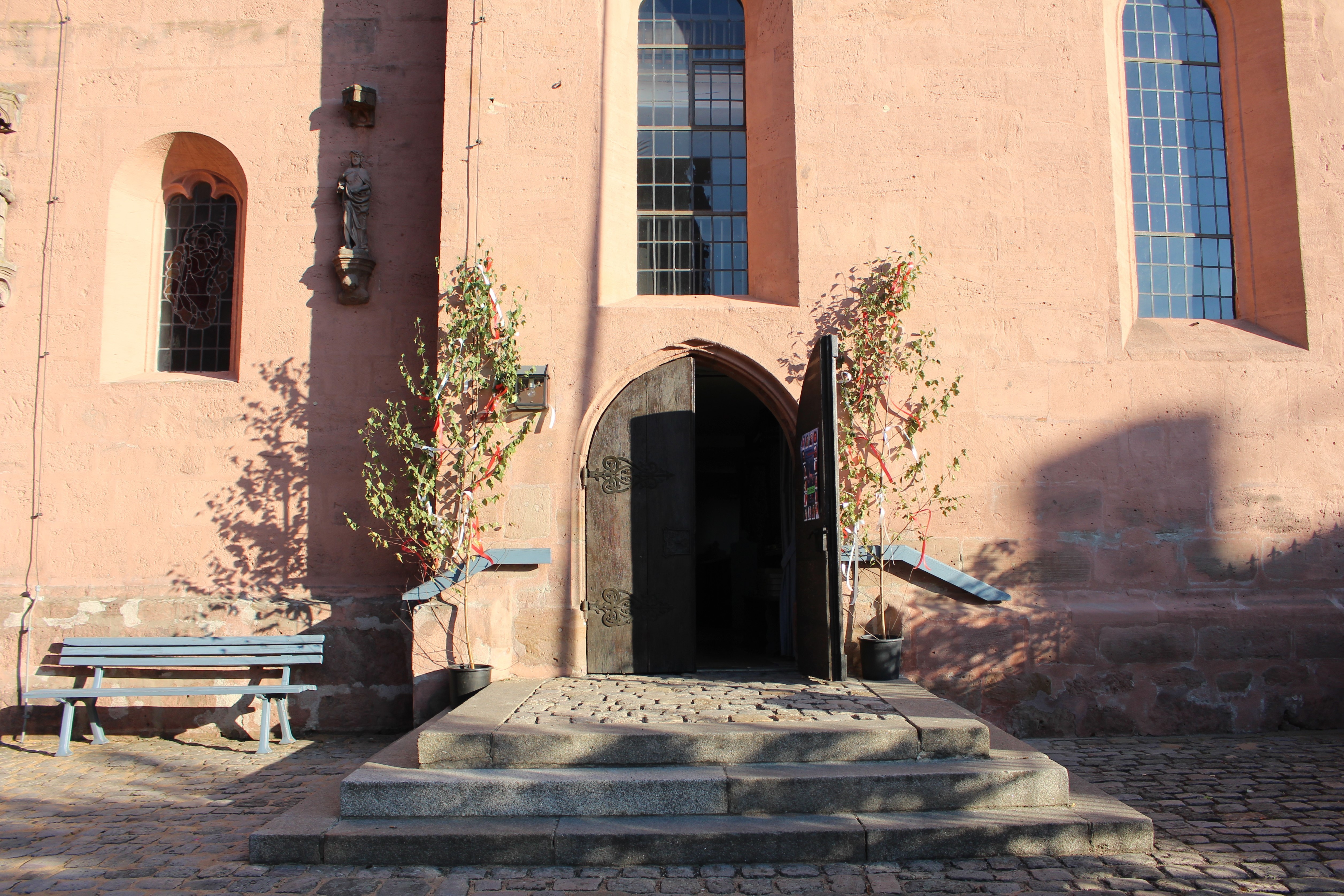 Vacher Matthäus Kirchweih - Kärwa: http://www.kirchevach.de